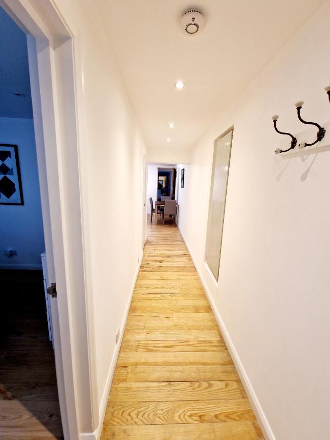 Ferienwohnung Beautiful Hyde Park Flat By Lancaster Gate Station With Private Back Patio London Exterior foto